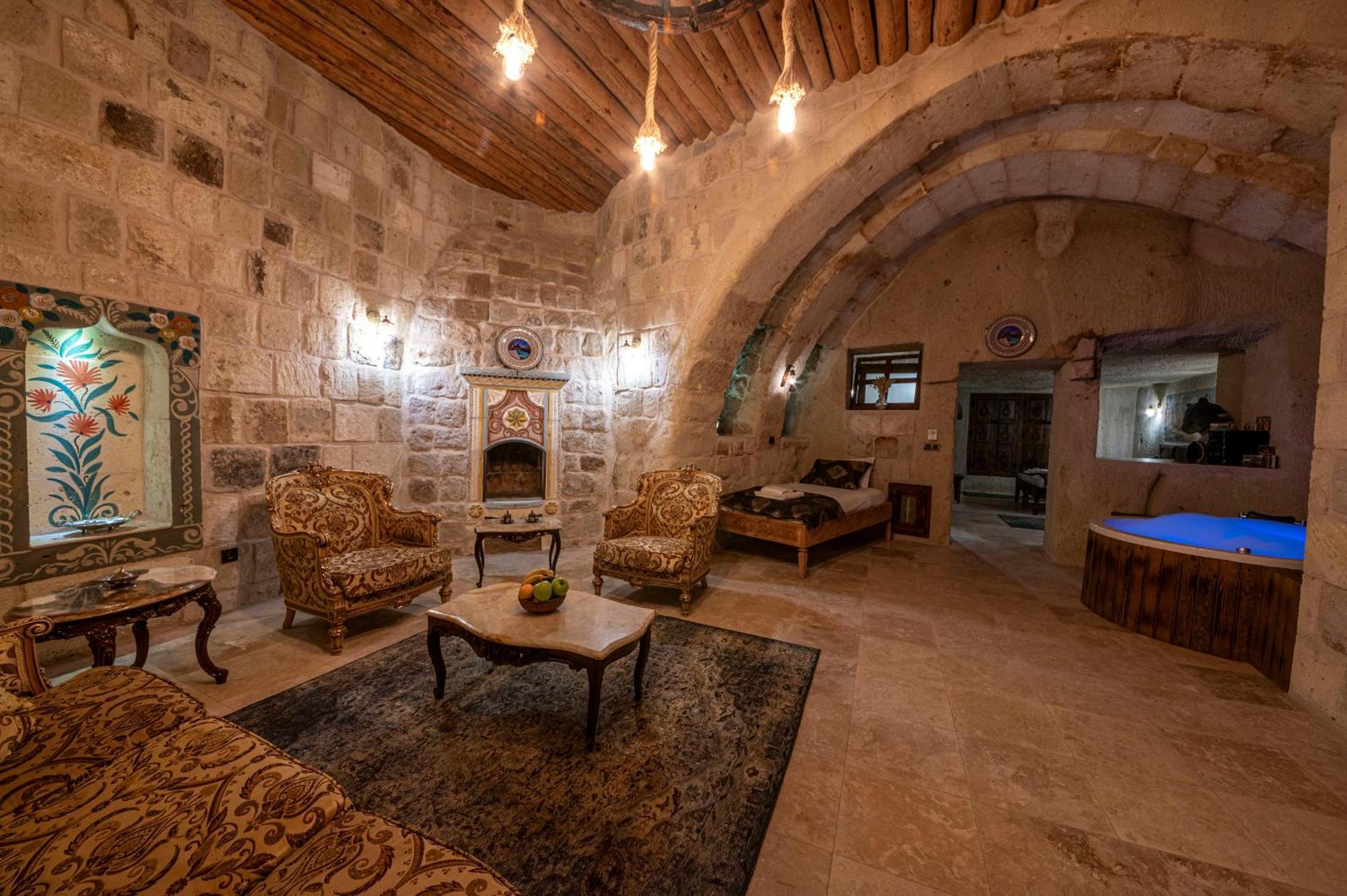 Capp Royal Cave Hotel Ürgüp Eksteriør billede